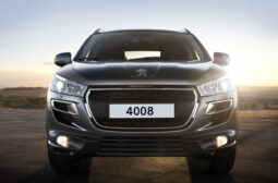 PEUGEOT 4008 SUV