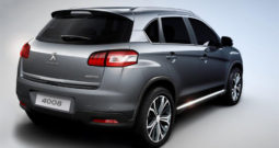 PEUGEOT 4008 SUV