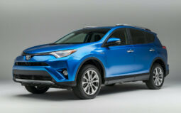 Toyota RAV4 SUV full