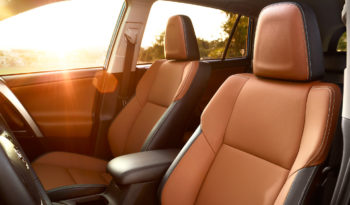 Toyota RAV4 SUV full