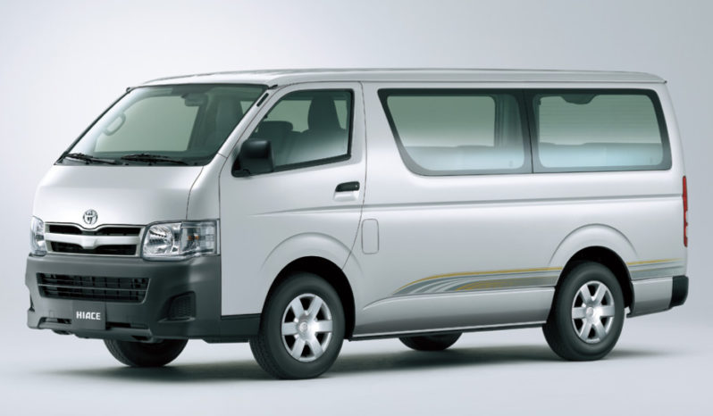 Toyota Hiace full